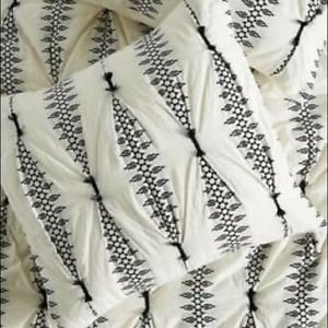 Anthropologie Embroidered Lilou Shams